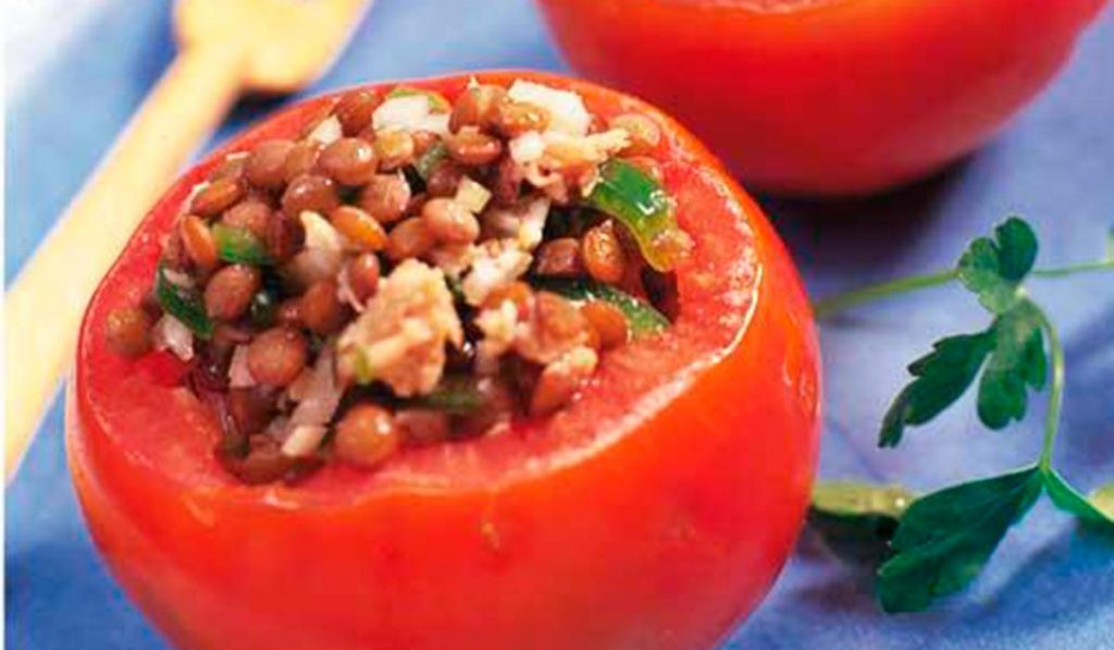 Tomates rellenos de lentejas