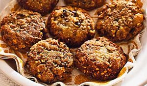 Buñuelos de lentejas con tomate en Thermomix