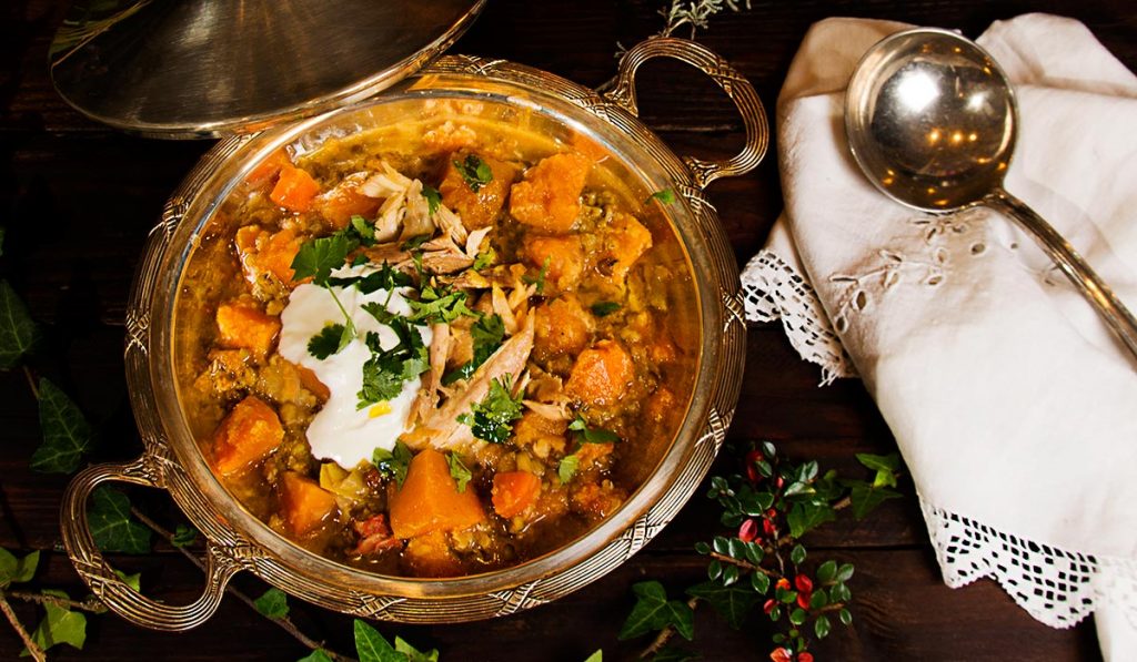 Sopa de lentejas pardinas, calabaza y soja