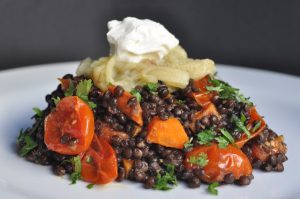 Lentejas pardinas con berenjena asada